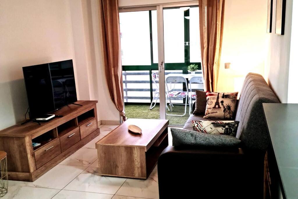 Big Apartament Apartment Los Cristianos  Exterior photo